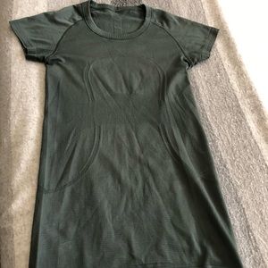 Lululemon Swiftly Tech Short Sleeve Crew